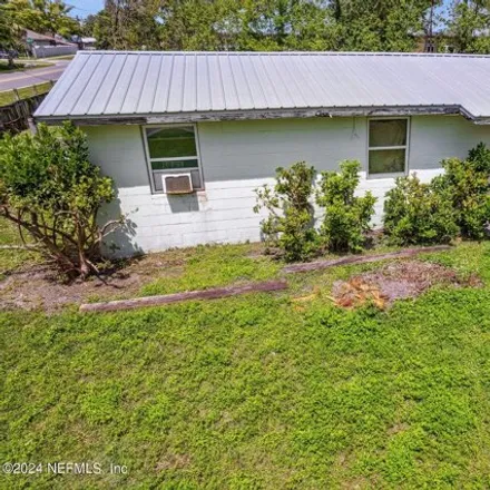 Buy this 3 bed house on 2789 Bailey Road in Fernandina Beach, FL 32034