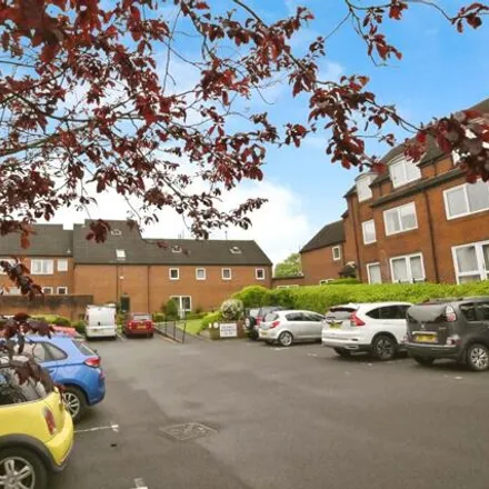 Buy this 1 bed apartment on Hulbert Road in Waterlooville, PO7 7JY