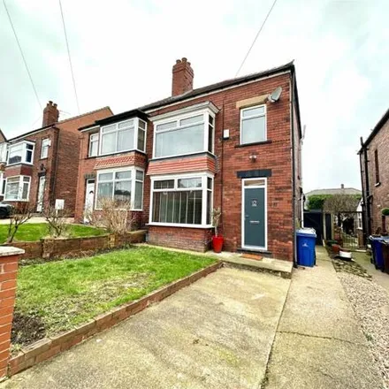 Buy this 3 bed duplex on Northgate in Barnsley, S75 2QH