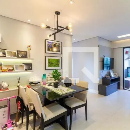 Rent this 3 bed apartment on Avenida Franz Voegeli in Osasco, Osasco - SP