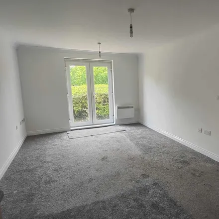 Image 2 - Weavers Court, Chorley, PR7 7AS, United Kingdom - Apartment for rent