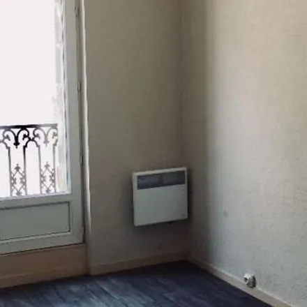 Rent this 3 bed apartment on 7 Place Gambetta in 33000 Bordeaux, France