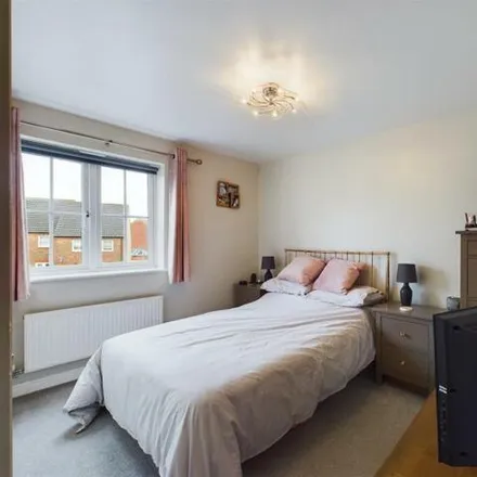 Image 7 - Brimmers Way, Fairford Leys, HP19 7HH, United Kingdom - Apartment for sale