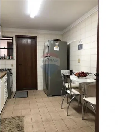 Buy this 2 bed apartment on Rua Carmela Dutra in Jardim Europa, Teresópolis - RJ