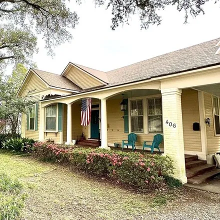 Buy this 4 bed house on 404 North Saint Charles Street in Abbeville, LA 70510