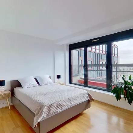 Rent this 3 bed apartment on 175 Avenue du Maine in 75014 Paris, France