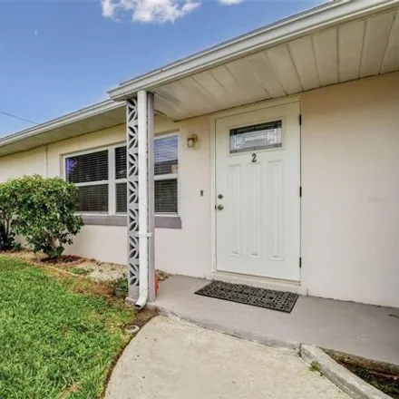 Image 4 - 11335 1st Street East, Treasure Island, Pinellas County, FL 33706, USA - House for sale