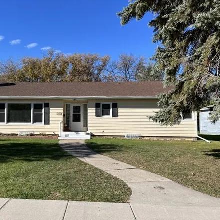 Buy this 3 bed house on 433 West 9th Street in Grafton, ND 58237