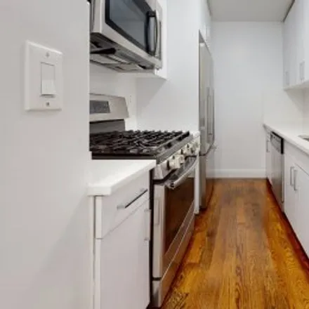 Rent this 2 bed apartment on #16f,400 East 89th Street in Yorkville, Manhattan
