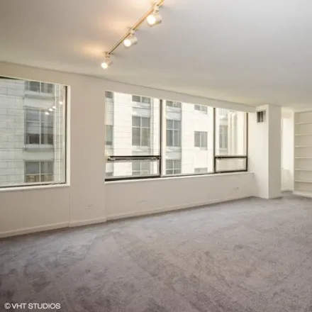 Image 3 - Streeterville Centre, 233 East Erie Street, Chicago, IL 60611, USA - Condo for rent