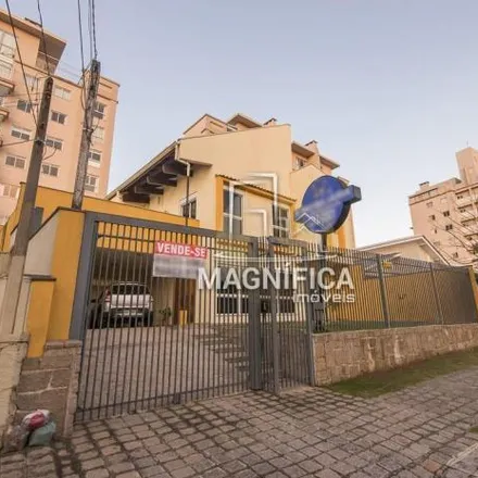 Rent this 4 bed house on Rua Gonçalves Dias 665 in Seminário, Curitiba - PR