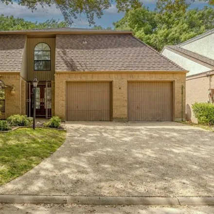 Buy this 3 bed house on 33 Crown Place in Richardson, TX 75080