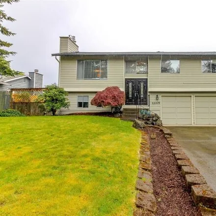 Buy this 3 bed house on 12005 Southeast 316th Street in Auburn, WA 98092