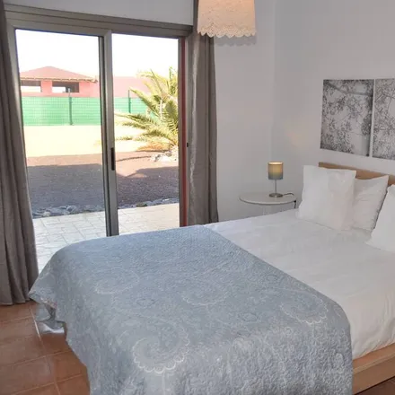 Rent this 5 bed house on Antigua in Las Palmas, Spain