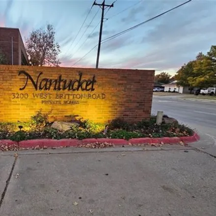 Image 1 - Nantucket, Oklahoma City, OK 73120, USA - Condo for sale