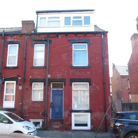 Image 1 - Thornville Grove, Leeds, LS6 1JU, United Kingdom - Townhouse for sale