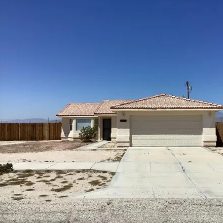 Buy this 3 bed house on 2311 Shore Isle Avenue in Salton City, Imperial County