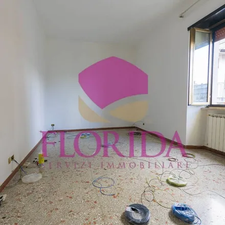 Image 2 - Via Alessandro Volta, 04011 Aprilia LT, Italy - Apartment for rent
