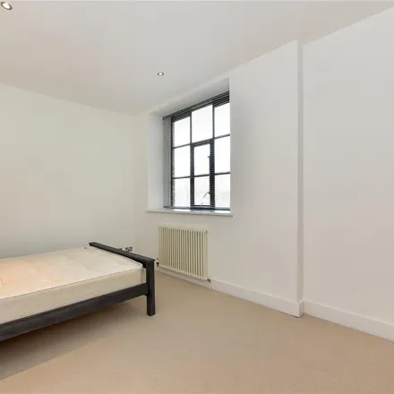 Image 7 - Saxon House, 56 Commercial Street, Spitalfields, London, E1 6RW, United Kingdom - Apartment for rent