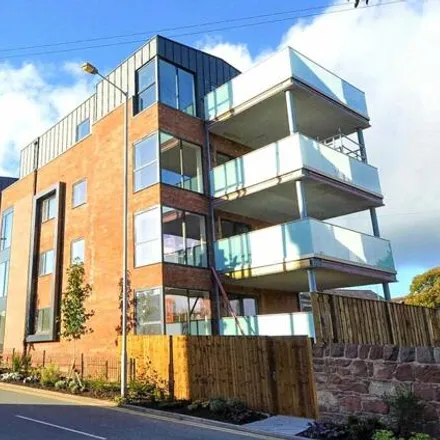 Buy this 2 bed apartment on The Jug and Bottle in Mount Avenue, Heswall