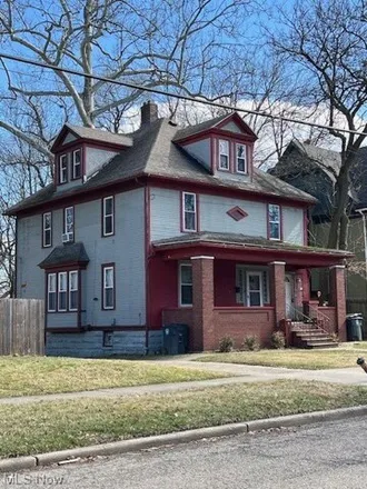Rent this 4 bed house on 181 Beck Avenue in Akron, OH 44302