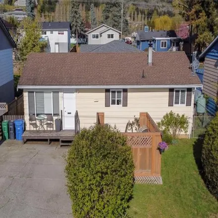 Buy this 5 bed house on Hillcrest Avenue in Nanaimo, BC V9R 3K9