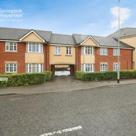Buy this 2 bed apartment on Kingom Hall of Jehovah's Witnesses in Frenchs Avenue, Dunstable