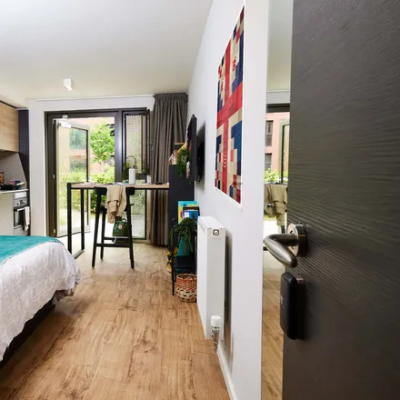 Rent this studio apartment on 4 Oakfield Road in Kings Heath, B29 7EJ