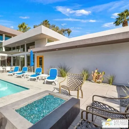 Buy this 2 bed house on 1098 Via de la Mancha in Palm Springs, CA 92262