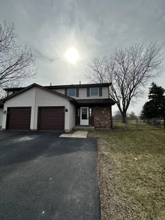 Rent this 3 bed house on 2101 Wildwood Court in Hanover Park, DuPage County