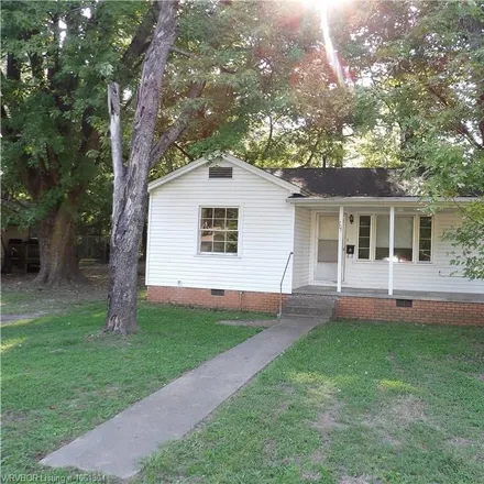 Buy this 2 bed house on 707 North Brown Street in Clarksville, AR 72830