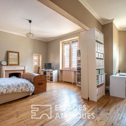 Rent this 7 bed apartment on Direction des Parcs in Jardins et Paysages, 20 Boulevard de Lavoisier