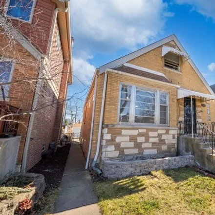 Rent this 4 bed house on 5231 North Melvina Avenue in Chicago, IL 60630
