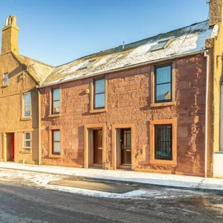 Buy this 2 bed townhouse on Marketgate in Arbroath, DD11 1AY