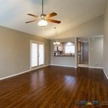 Image 5 - 591 Hunters Glen Street, Lewisville, TX 75067, USA - House for rent
