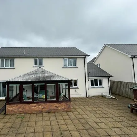 Image 3 - B4337, Llanwnnen, SA48 7JX, United Kingdom - House for sale