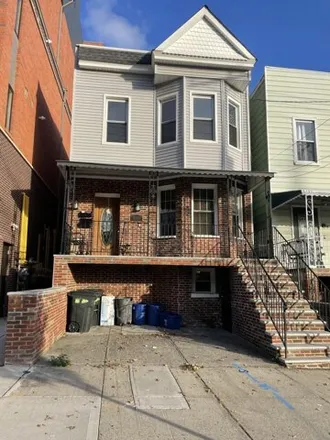 Rent this 3 bed house on 191 Sherman Place in Croxton, Jersey City