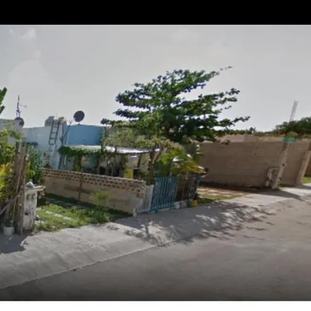 Buy this 2 bed house on Escuela Secundaria General Número 10 "Ignacio Zaragoza" in Calle 12 Norte Bis, 77720 Playa del Carmen