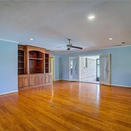 Image 7 - 2705 South 5th Street, Garland, TX 75041, USA - House for sale