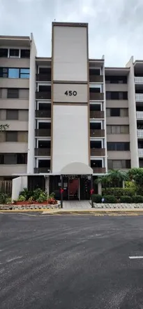 Buy this 1 bed condo on The Club at Treasure Island in Treasure Island Causeway, Treasure Island