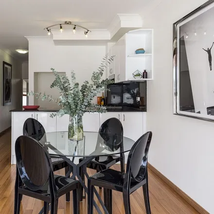 Image 8 - 31 Morehead Street, Redfern NSW 2016, Australia - Apartment for rent