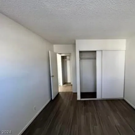Image 6 - 5393 Prince Scotty Street, Paradise, NV 89119, USA - Condo for rent