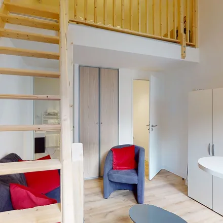 Rent this 1 bed apartment on 8 Rue Jean Julien Lemordant in 44300 Nantes, France