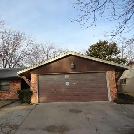 Rent this 4 bed house on 1910 Southeast 4th Street in Grand Prairie, TX 75051