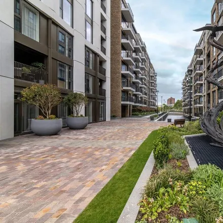 Image 2 - Waterside Court, Park Street, London, SW6 2FB, United Kingdom - Apartment for rent