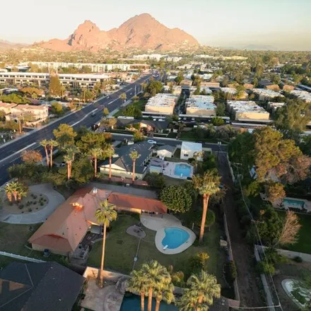 Image 3 - 3727 East Camelback Road, Phoenix, AZ 85018, USA - House for sale