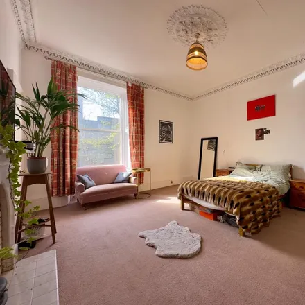 Image 5 - Gillespie Crescent, City of Edinburgh, EH10 4HY, United Kingdom - Apartment for rent