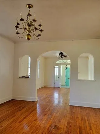 Image 4 - 2230 Cambronne Street, New Orleans, LA 70118, USA - House for sale