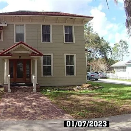 Buy this 5 bed house on 674 East Pearl Street in Bartow, FL 33830
