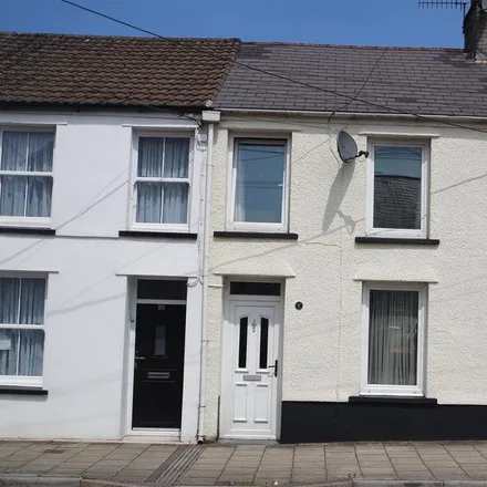 Rent this 3 bed townhouse on Bron-y-Garn House in Station Street, Maesteg
